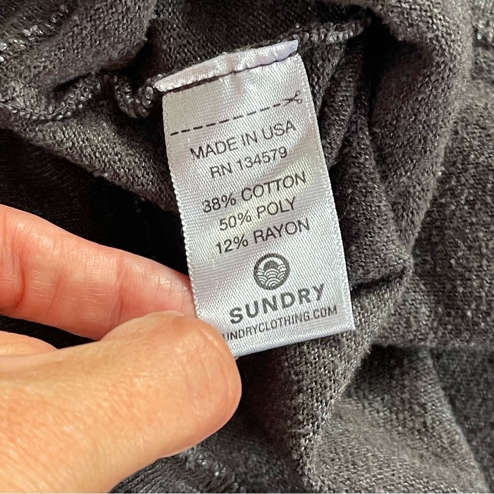 Sundry Women’s Medium Sailboat Gray Pullover Hoodie - Picture 5 of 8